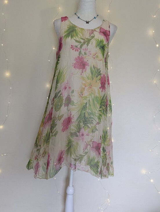 C'Est Moi Dresses & Skirts - Silk Tropical Print Dress - Vacation Summer Wear